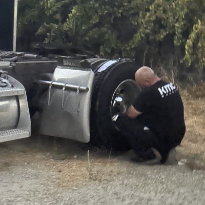 TIRE CHANGE
